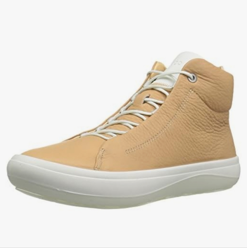 ECCO Kinhin Tan Sneakers